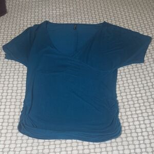 Made by JOHNNY Teal V-Neck Women's Top